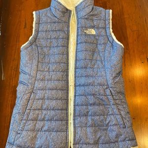 Girls North Face Convertible Vest